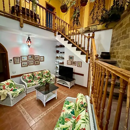 Semesterbostad Casa Loli Y *